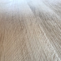 Eiche, Tischplatte, verleimt, astig, rustikal, 160x80x4,5cm, beidseitig Baumkante, naturbelassen